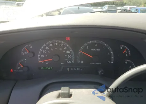 2000 Ford Expedition Xlt z USA, uszkodzony, nr VIN 1FMPU16L6YLC23210